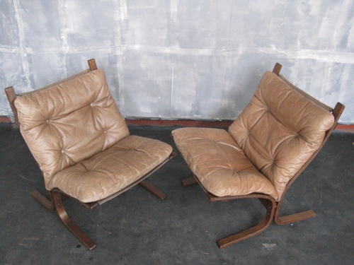 A pair of Siesta chairs by Ingmar Relling