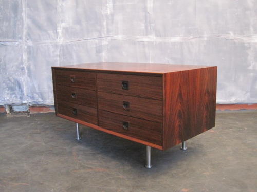 Rosewood chest of drawers by Brouer