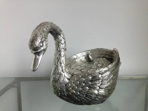 Swan ice bucket by Mauro Manetti
