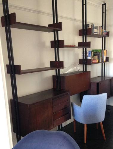 1960s Italian rosewood wall unit and shelves