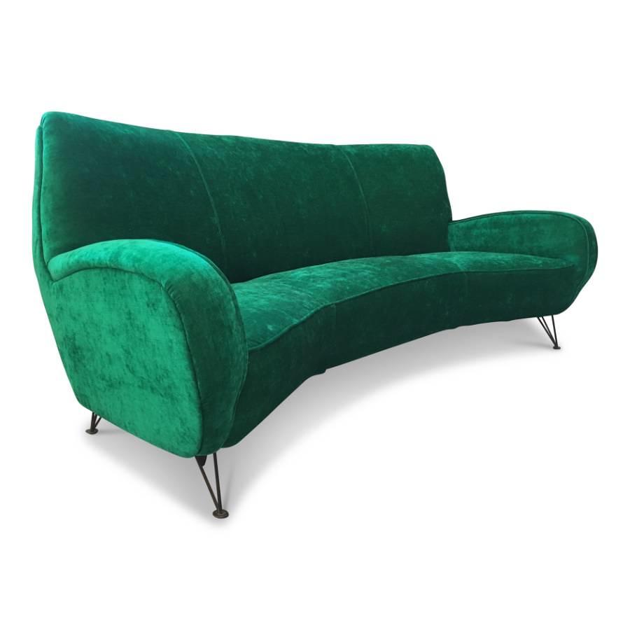 1960s Italian sofa in emerald velvet