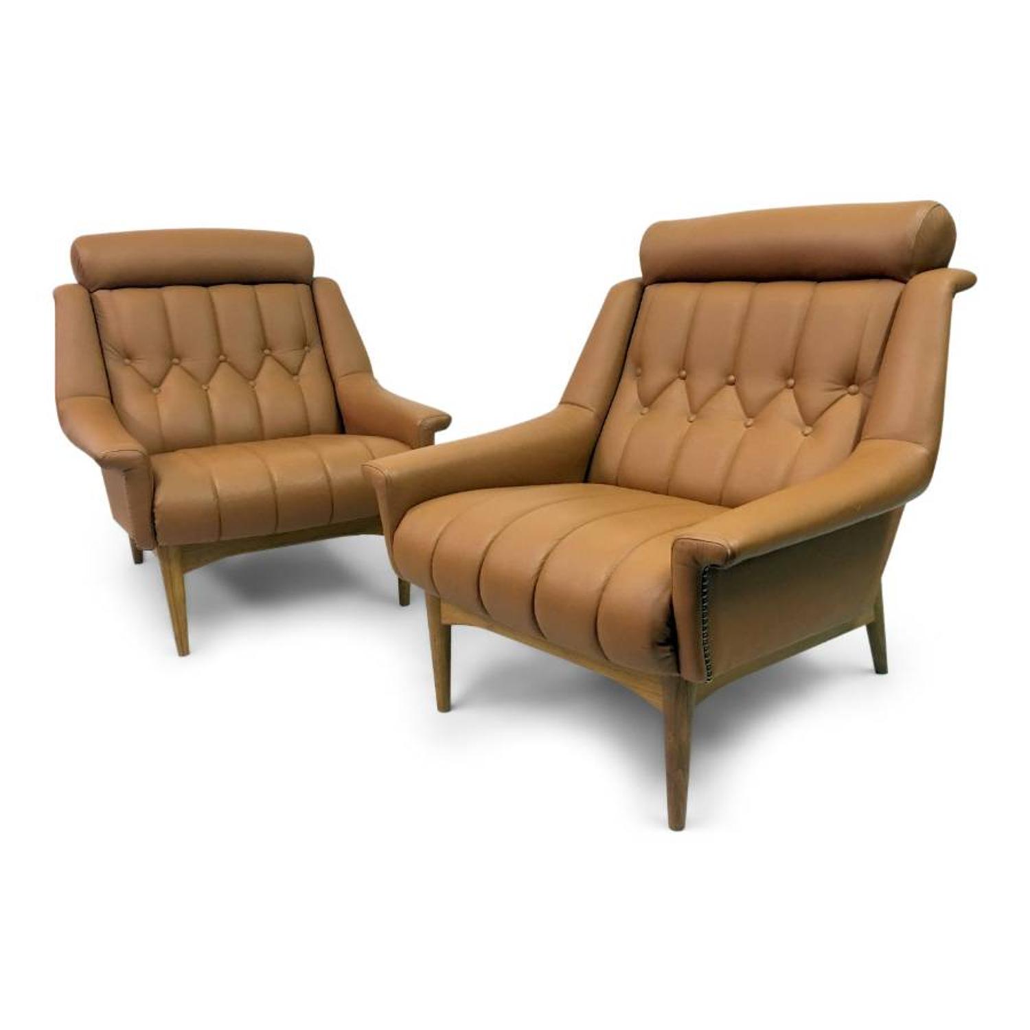 A pair of Italian 1960s leather armchairs