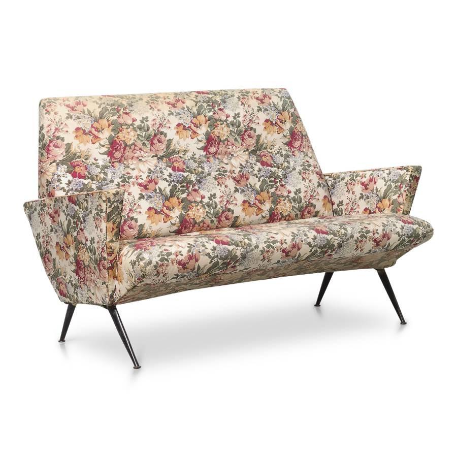 1950s Italian angular sofa with metal legs