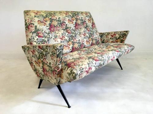 1950s Italian angular sofa with metal legs