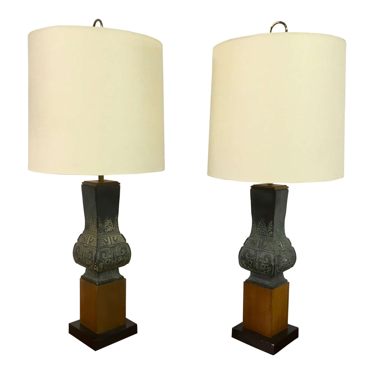 A pair of Mid Century ceramic chinoiserie style table lamps