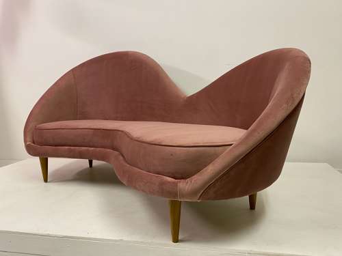 1950s Style Italian Sofa in Soft Pink Velvet