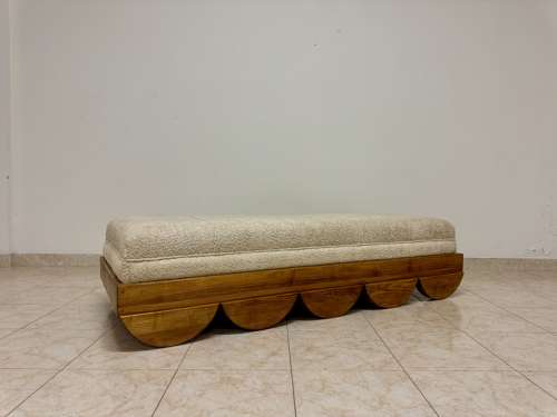 Contemporary Italian Daybed with Half-Circle Feet