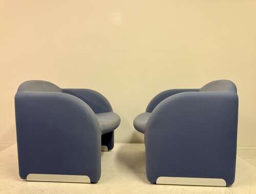 Pair of Ben Chairs by Pierre Paulin for Artifort
