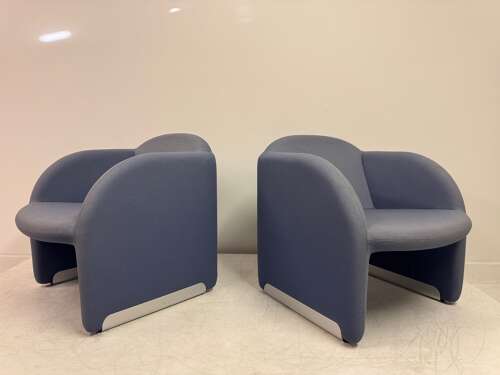 Pair of Ben Chairs by Pierre Paulin for Artifort