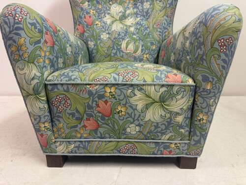 Mid Century Model 1672 Danish Armchair by Fritz Hansen