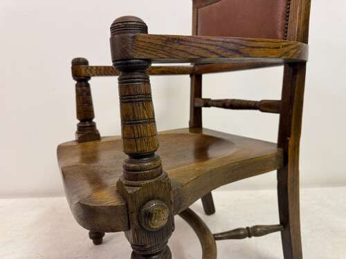 Early 20th Century Arts and Crafts Oak Armchair with Saddle Seat