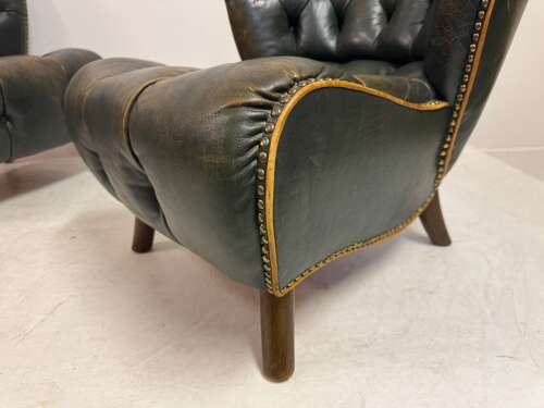 Pair of 1940s Danish Lounge Slipper Chairs in Green Patinated Leather