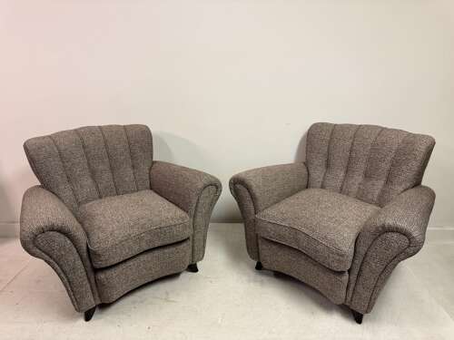 Pair of Large 1940s Italian Armchairs attributed to Guglielmo Ulrich