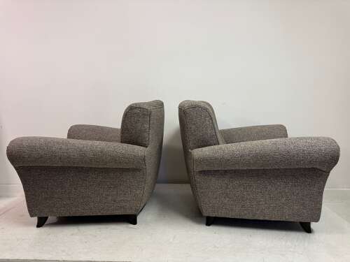 Pair of Large 1940s Italian Armchairs attributed to Guglielmo Ulrich